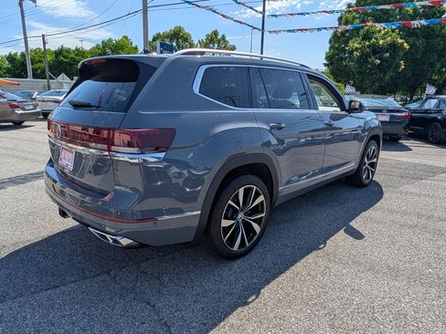 Used 2026 Volkswagen Atlas SEL Premium R-Line AWD/4WD image 3