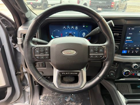 Used 2025 Ford F350 Platinum image 20
