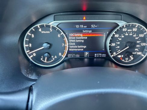 Used 2025 Nissan Altima 2.5 SV image 40