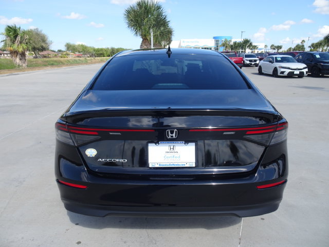 Certified 2025 Honda Accord SE image 5