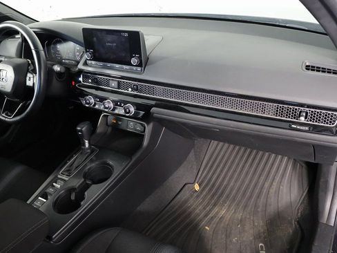 Used 2023 Honda Civic Sport image 9