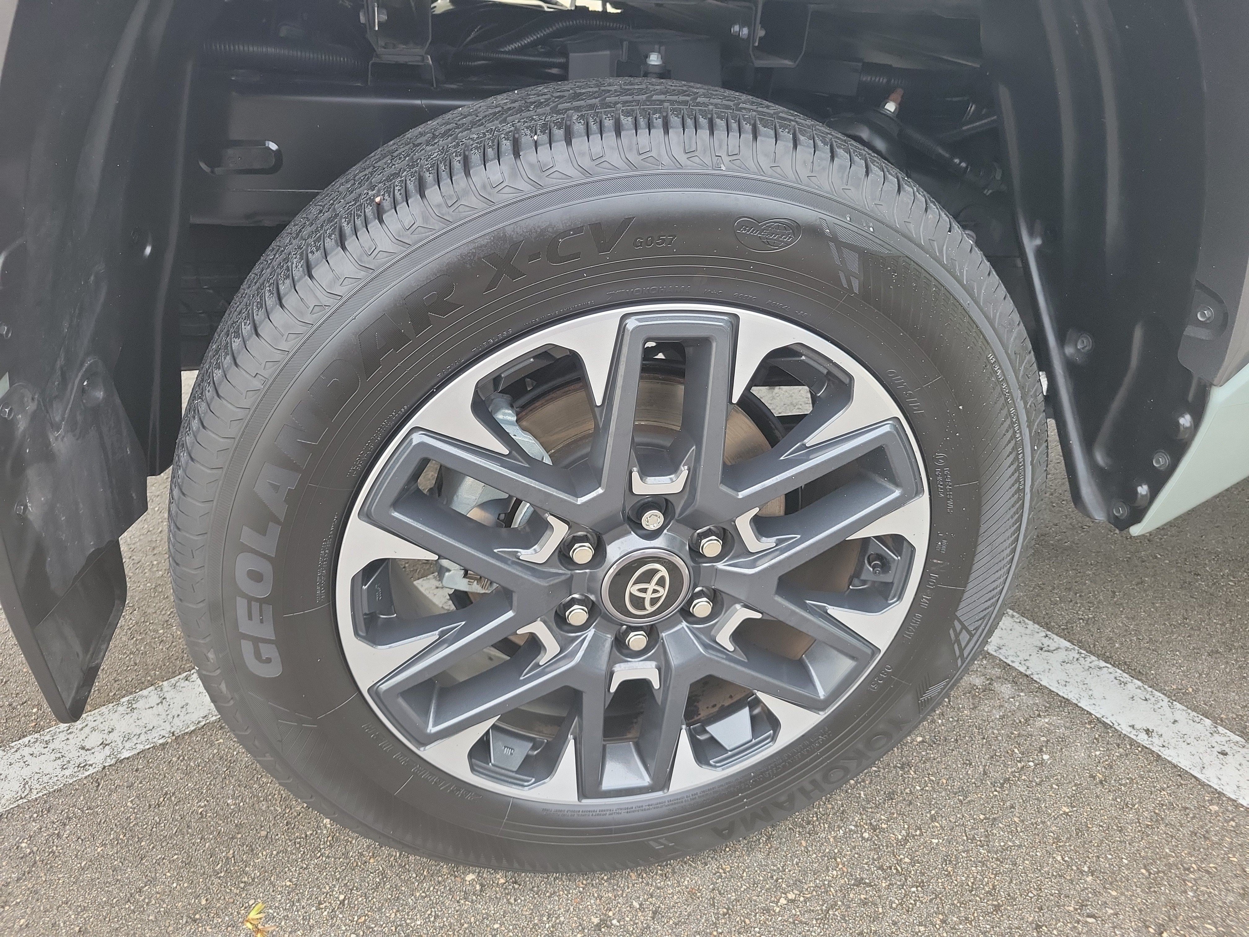 Certified 2025 Toyota Tundra Limited AWD/4WD image 8