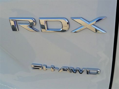 New 2025 Acura RDX SH-AWD image 19