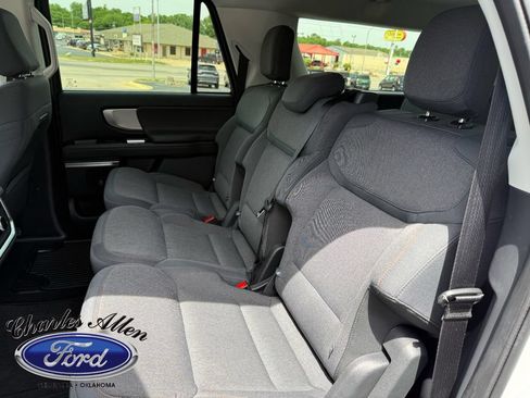Used 2025 Ford Expedition Max Active AWD/4WD image 14