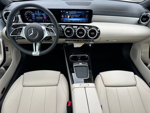 New 2025 Mercedes-Benz CLA 250 image 14