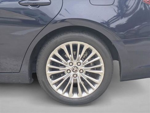 Certified 2022 Toyota Avalon Limited image 15