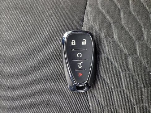 Used 2018 Chevrolet Equinox LT AWD/4WD image 32