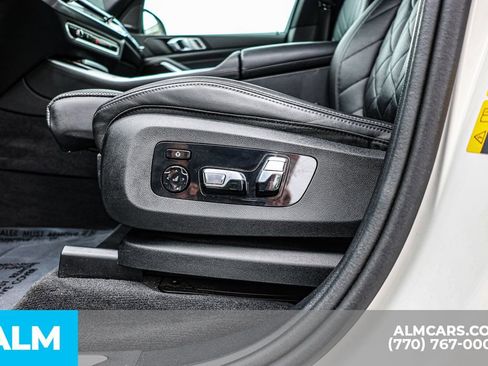 Used 2024 BMW X5 xDrive50e AWD/4WD image 27