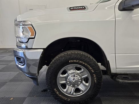 Used 2023 RAM 2500 Tradesman w/ Chrome Appearance Group image 9