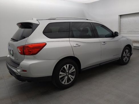 Used 2020 Nissan Pathfinder SV FWD image 10