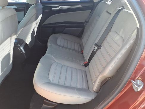 Used 2019 Ford Fusion S image 17