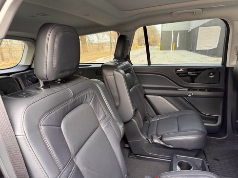 New 2026 Lincoln Aviator Reserve w/ Illumination Package image 21