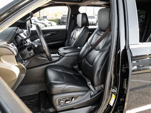 Used 2019 Cadillac Escalade Platinum image 35