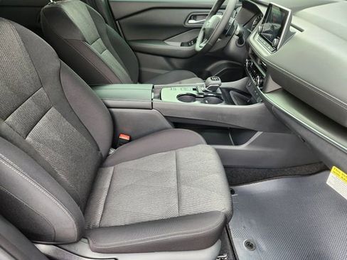 New 2026 Nissan Rogue SV image 10