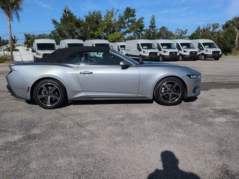 Certified 2024 Ford Mustang Premium image 2