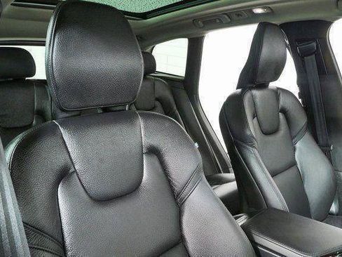 Used 2024 Volvo XC60 B5 Plus w/ Climate Package AWD/4WD image 21