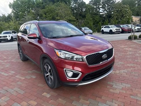 Used 2017 Kia Sorento EX FWD image 19