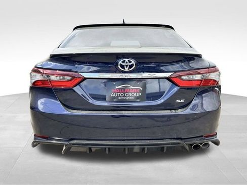 Used 2022 Toyota Camry SE w/ Audio Upgrade Package image 3