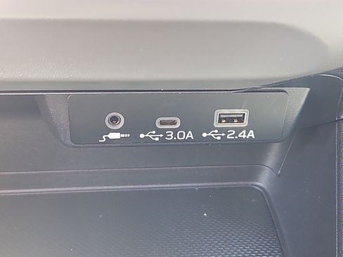 Certified 2024 Subaru Crosstrek 2.0i Premium AWD/4WD image 10