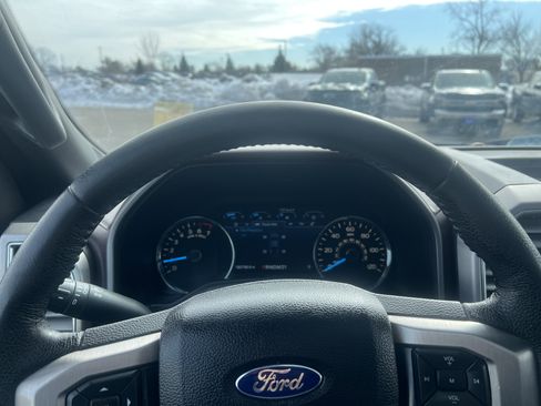 Used 2016 Ford F150 Platinum w/ FX4 Off-Road Package image 22