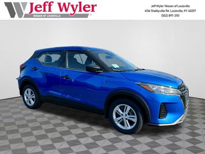 New 2025 Nissan Kicks S