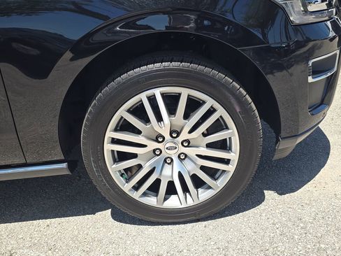 Certified 2023 Ford Expedition Limited RWD image 37