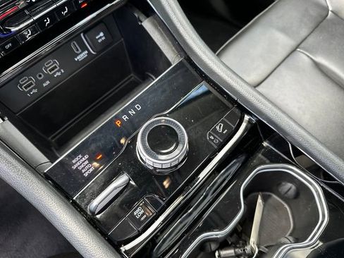 Used 2023 Jeep Grand Cherokee 4WD 4xe image 28