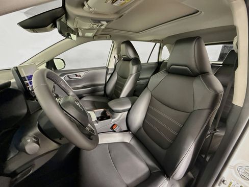 Used 2025 Toyota RAV4 Limited w/ Advanced Technology Package FWD image 25