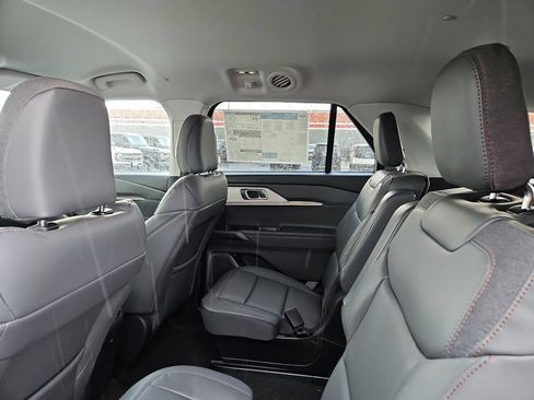 New 2026 Ford Explorer Active w/ Active Comfort Package RWD image 19