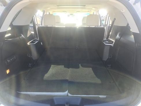 Used 2017 Ford Explorer Platinum AWD/4WD image 43