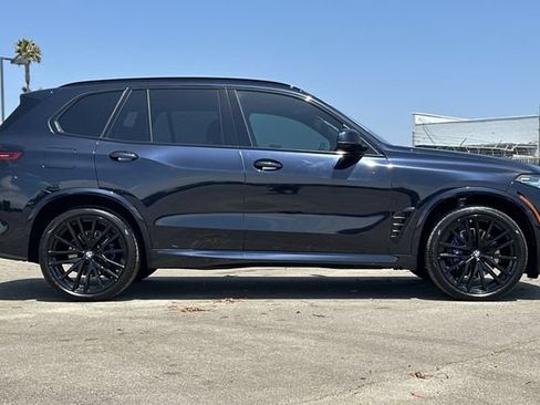 Used 2025 BMW X5 sDrive40i w/ M Sport Package RWD image 3