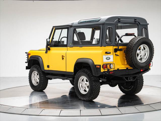 Used 1995 Land Rover Defender 90 AWD/4WD image 3