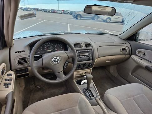 Used 2003 MAZDA Protege FWD image 8
