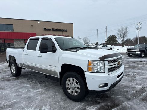 Used 2014 Chevrolet Silverado 2500 LT w/ Z71 Appearance Package AWD/4WD image 17