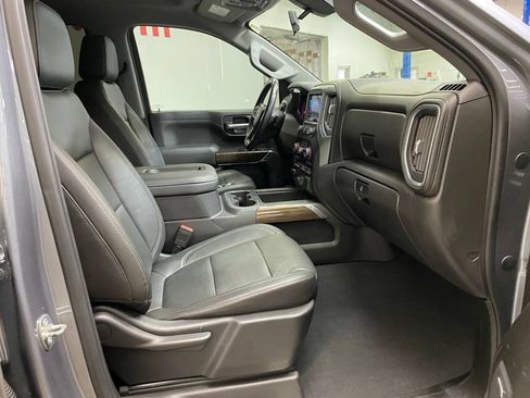 Used 2019 Chevrolet Silverado 1500 LT Trail Boss AWD/4WD image 10