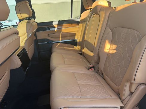 Used 2024 Jeep Grand Wagoneer Series III w/ Flexible Seating Group image 7