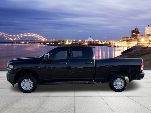 Used 2024 RAM 2500 Tradesman image 2
