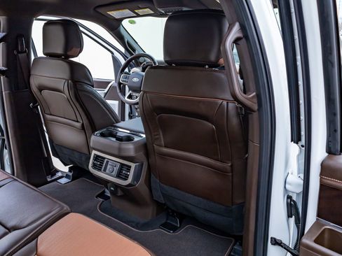 Used 2026 Ford F450 King Ranch w/ Chrome Package image 31