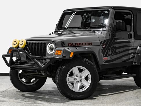 Used 2004 Jeep Wrangler Rubicon w/ Dual Top Group image 10