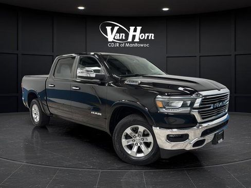 Used 2022 RAM 1500 Laramie AWD/4WD image 1