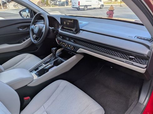 Used 2023 Honda Accord EX image 25