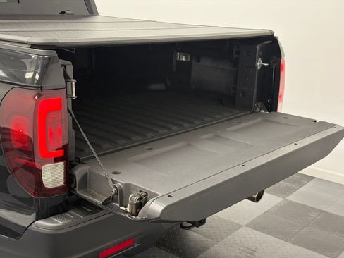 Used 2024 Honda Ridgeline RTL image 8