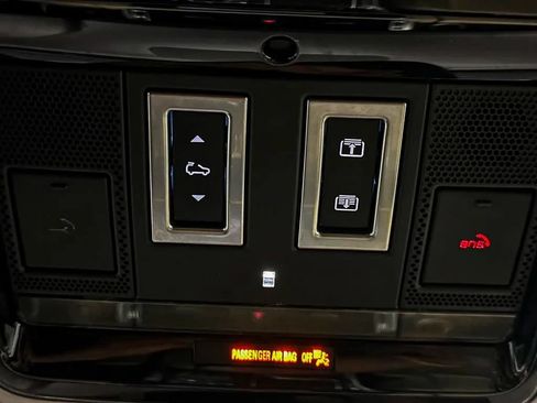 Used 2019 Land Rover Range Rover Sport Supercharged AWD/4WD image 49