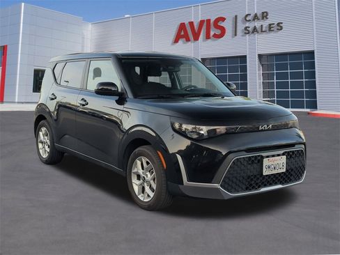 Used 2024 Kia Soul LX w/ Option Group 015 image 3