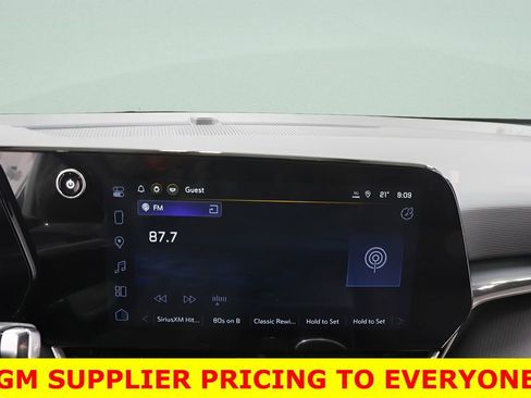 New 2026 Chevrolet Equinox LT w/ LPO, Floor Liner Package image 12