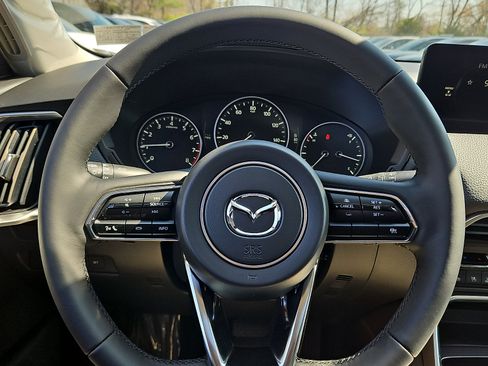 New 2026 MAZDA CX-90 3.3 Turbo w/ Preferred Package AWD/4WD image 16