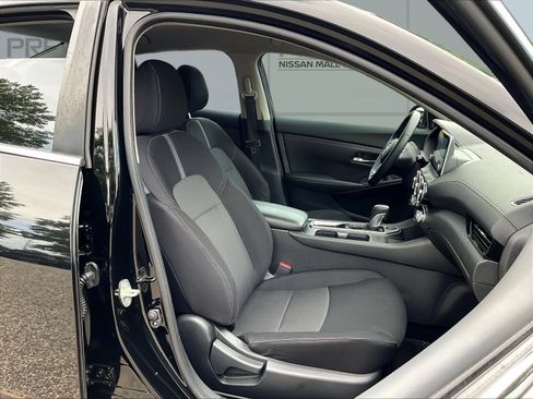 Certified 2020 Nissan Sentra SV FWD image 27