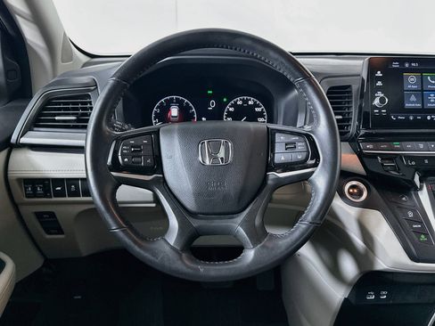 Used 2025 Honda Odyssey EX-L image 17