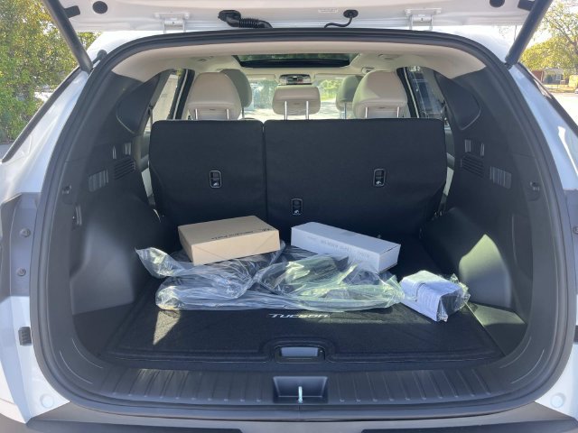 New 2026 Hyundai Tucson Limited AWD/4WD image 12