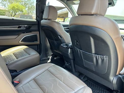 Used 2021 GMC Sierra 1500 AT4 AWD/4WD image 13